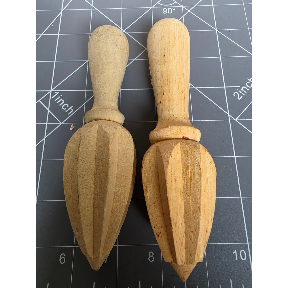 Vintage Wooden Citrus Juicer Handheld Lemon Lime Reamer Set of 2 Natural Wood